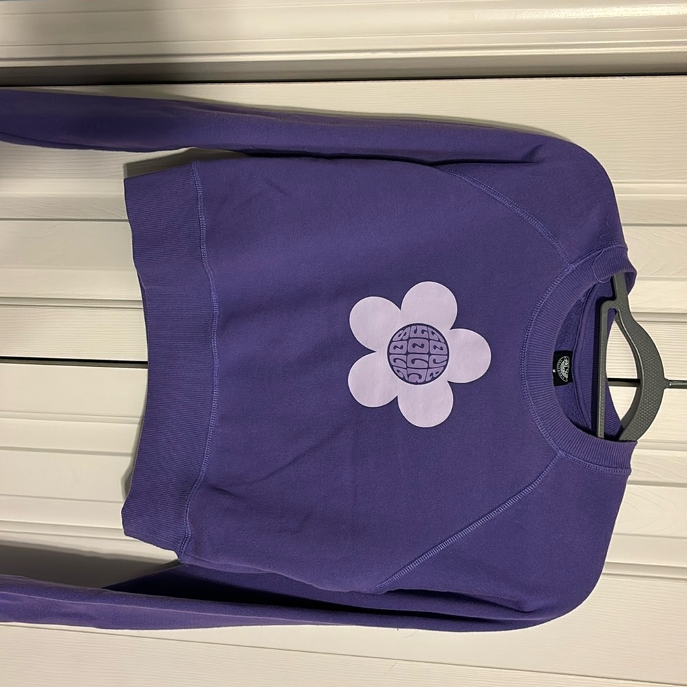 Purple CROPPED Flower Graphic Women's Top